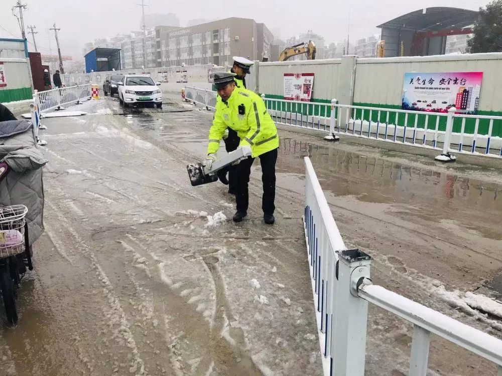 龙潭街道共人口_陂洋镇龙潭村人口