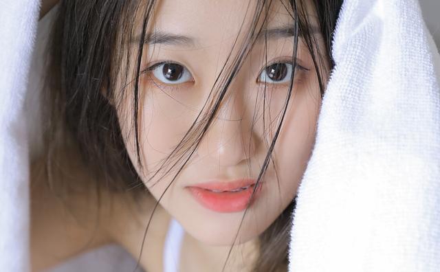 希望多年后你死于心碎，因为思及我          <me
