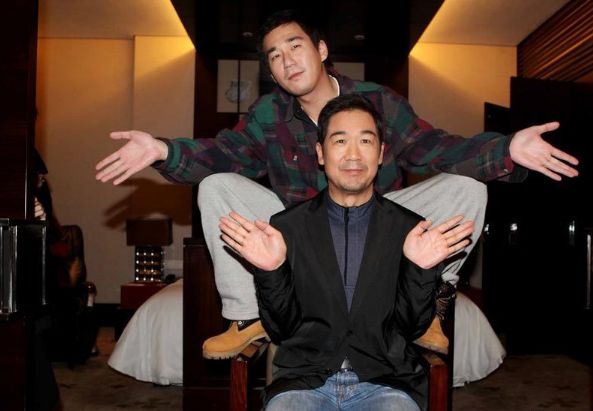 成龙捧儿子，张国立捧儿子，他从不给儿子做宣