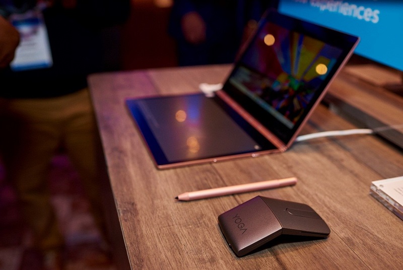 双屏电脑yogabook 2亮相ces 为pc创新提供更多想象空间