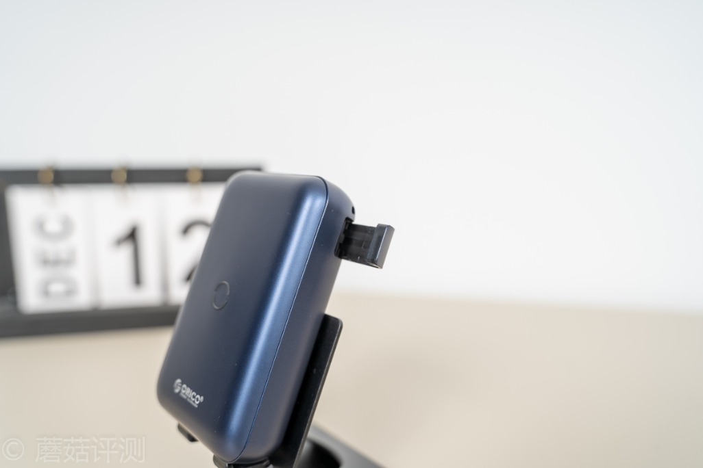 什么样的手机支架最稳当 98bc2858b34c48beb49e610219c06f2e.jpeg