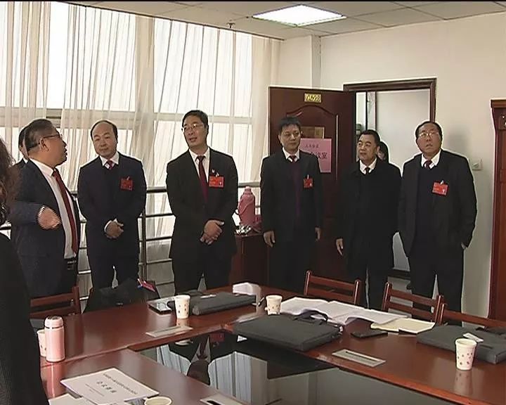 玉田县领导看望人大代表和政协委员