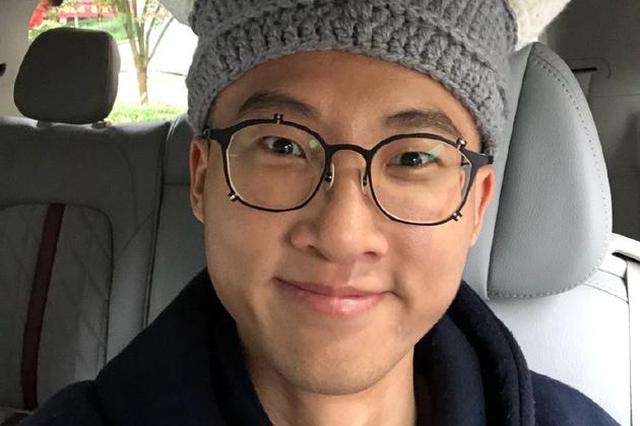 原创池子被移出笑果文化群聊，疑因吐槽公司被开除，笑果文化回应解约