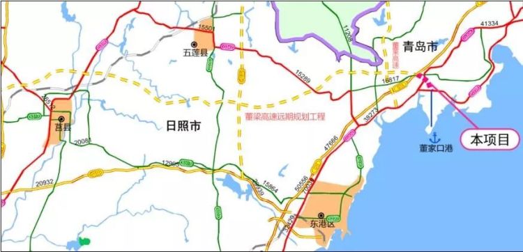 明董高速双向六车道途经五区市