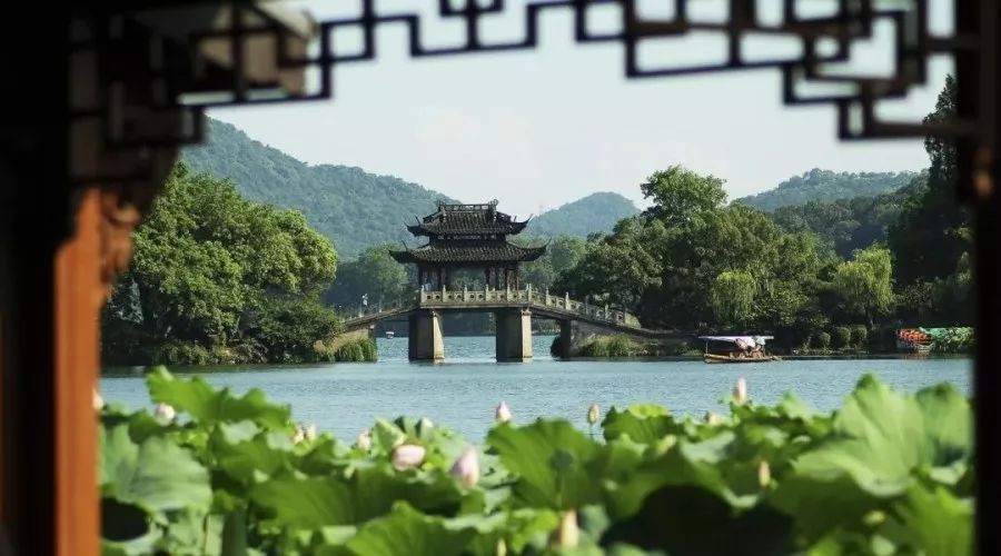 杭州的山排名_杭州西湖图片(2)