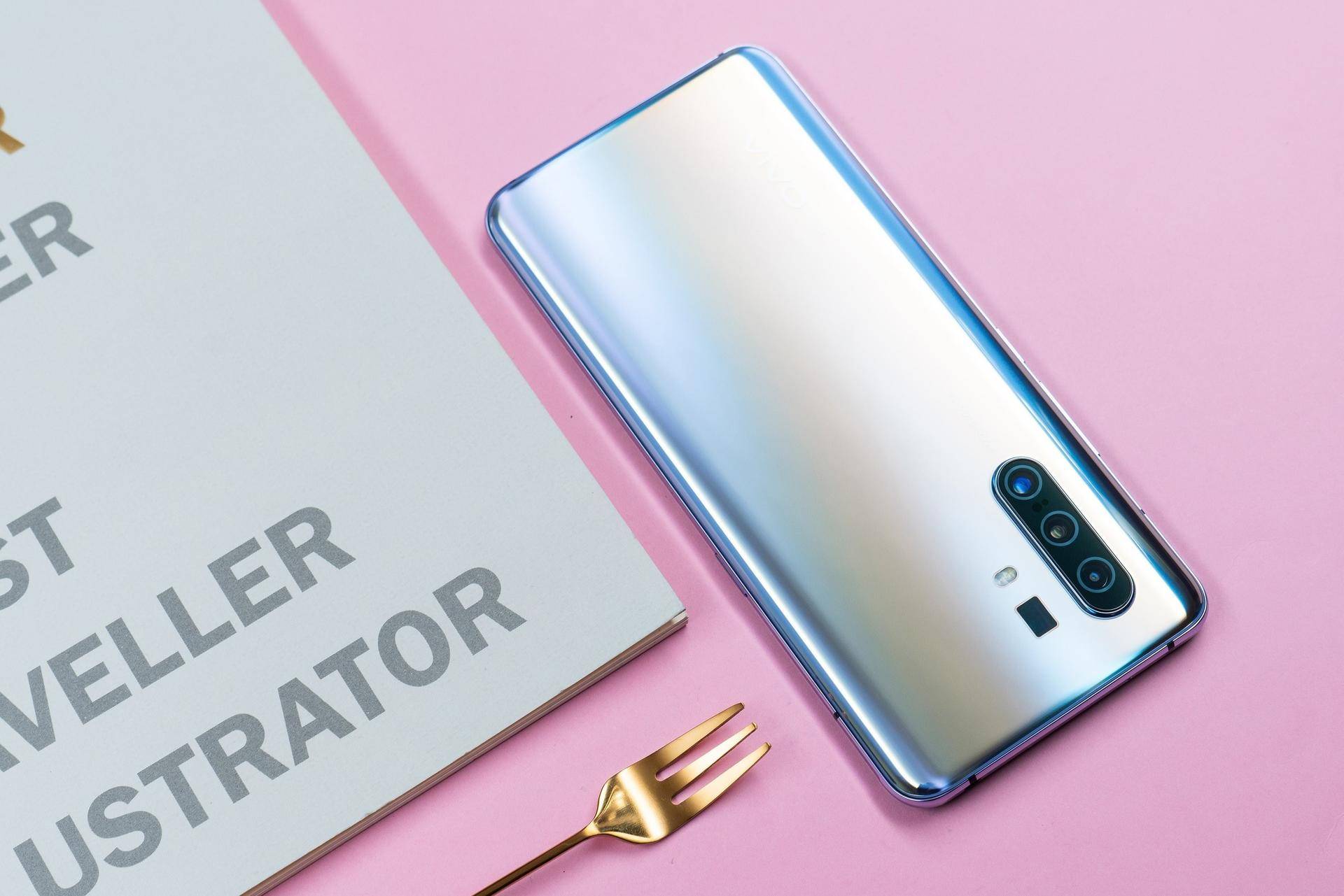 赏月时节已到，看人民网与vivo X30 Pro为你展现“月宫”风光