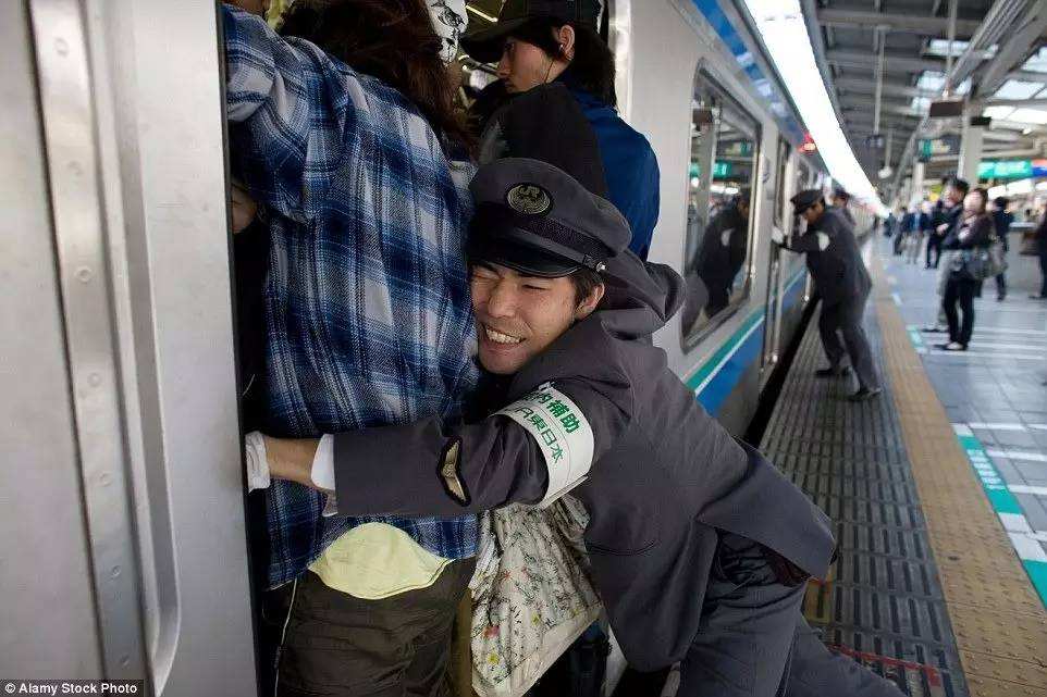 4b6dab6fa81c4b939c569a156cabf533.jpeg