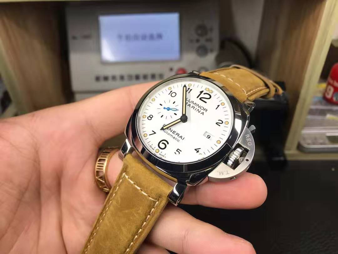 ���ɺ�pam523������ϸ��չʾ,42mm�ߴ�Ҳ������תС����