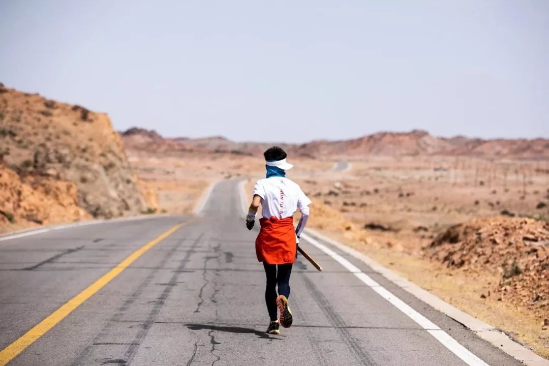 探索梦境之旅,梦见自己一个人走新修的路 探索梦境之旅,梦见自己一个人走新修的路