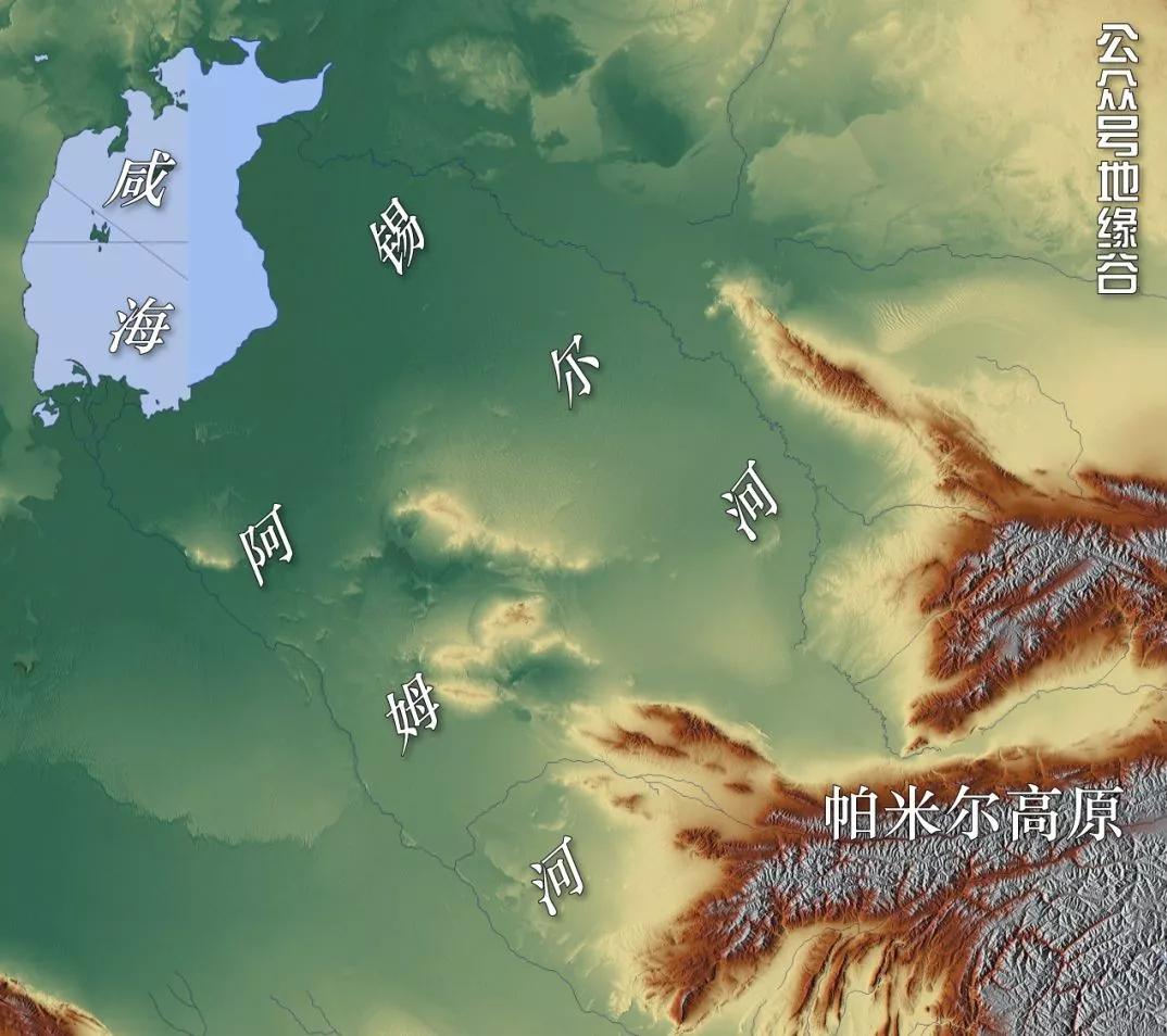 1918年,刚成立的苏维埃政府提出将咸海南部的阿姆河和北部的锡尔河