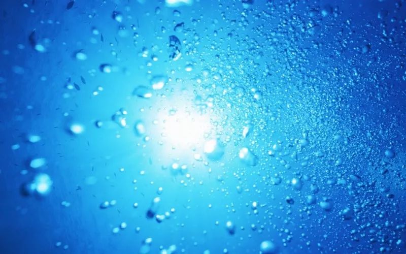 蓝色的水是什么原因导致的 f16600687cc749049c588e6868557a88.jpeg