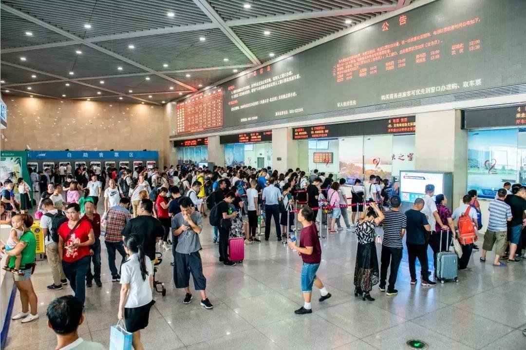 太原南站爆了!央视实拍,春运第一天,你回家了吗?