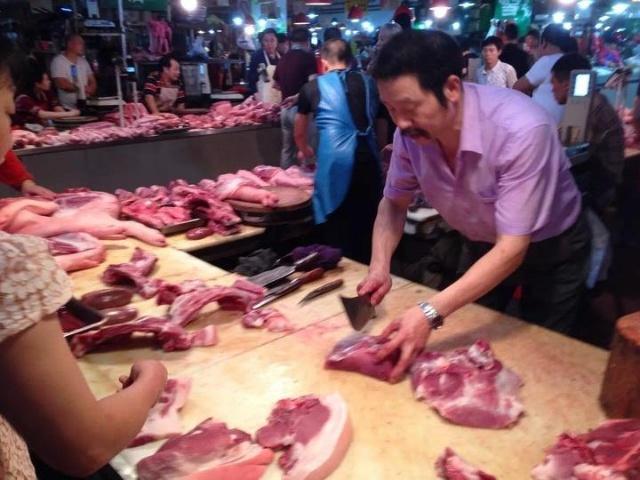 [为何欧美国家的人们偏向于吃牛肉，而我们中国人更喜欢吃猪肉呢？]