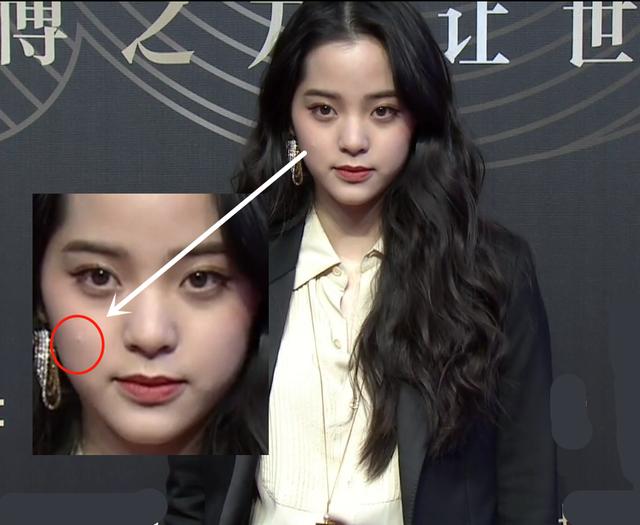 微博之夜2020完整版欧阳娜娜 349cb1ec8bb048f6ad0b0998bd452d7c.jpeg