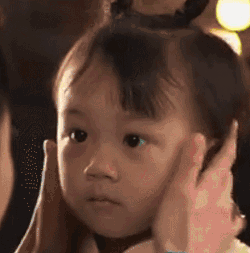 #育儿挑战#冬季孩子该怎么洗澡？别笑，你还真不一定知道！