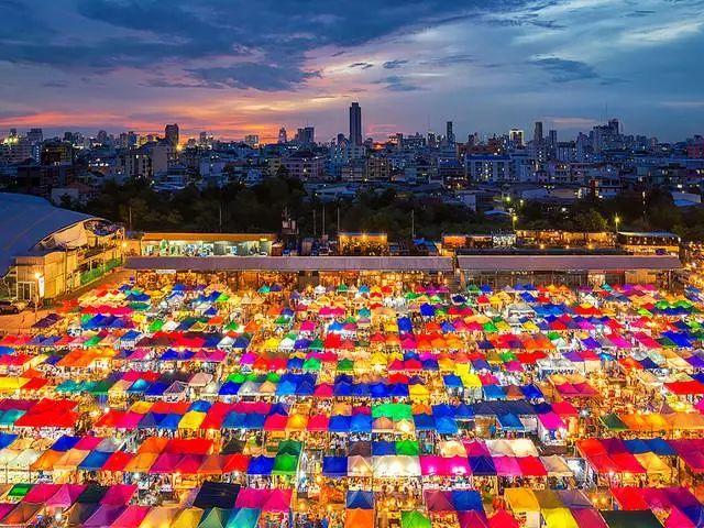 泰国知名网红夜市要来上海啦今年将在七宝开业准备安排上吧