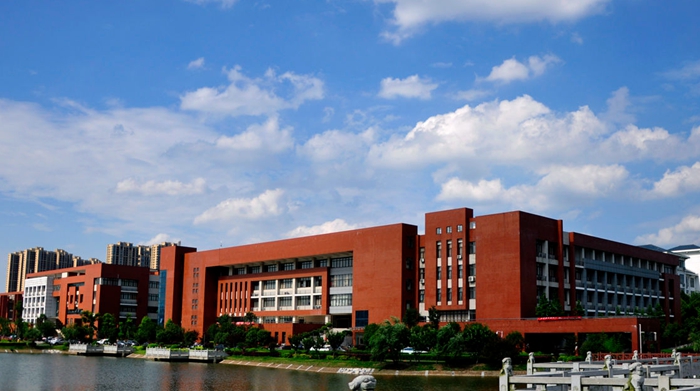 株洲学校排名_株洲长鸿实验学校图片(2)