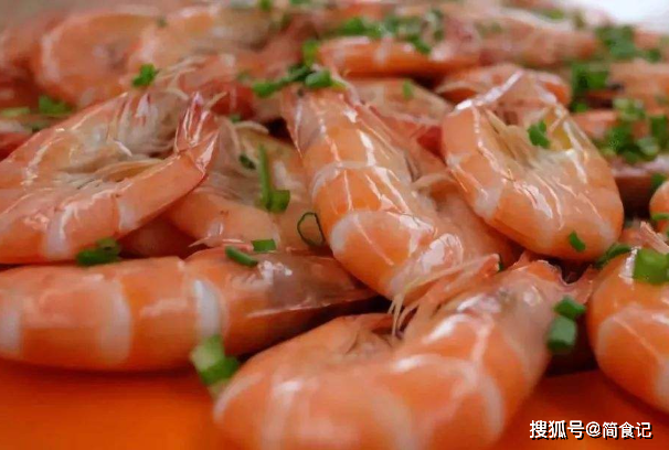 大虾怎么煮最鲜美 de991501cc9a40eda646e0576b628b2e.png