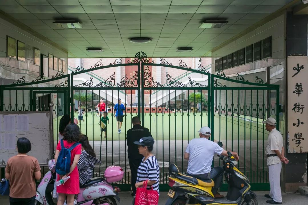 据今日徐州近期报道:2019年的最后一天,徐州市少华街小学