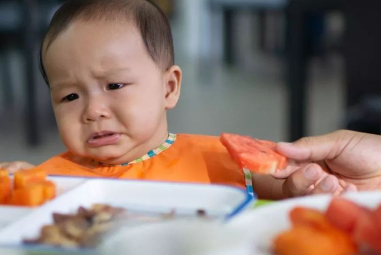 [冬季娃老积食？提醒家长：改掉这些坏毛病，孩子脾胃好了，长个快]