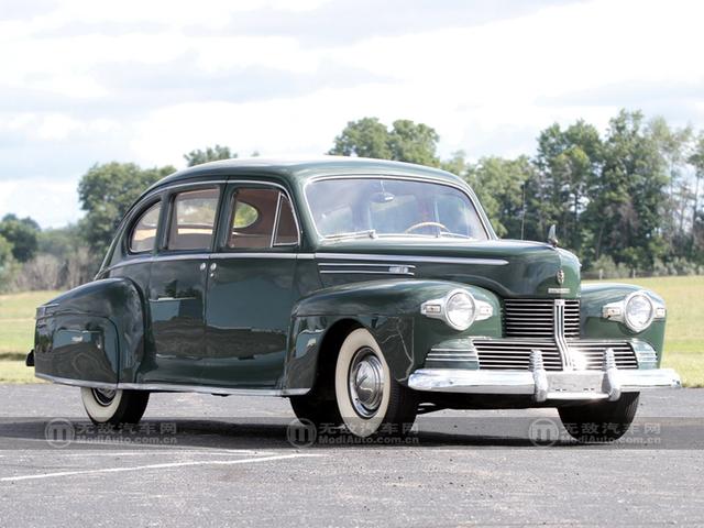 1936年,林肯推出了一款入门级豪华车lincoln-zephyr,这款车搭载的是