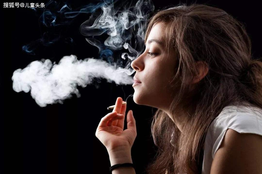 2020国考面试热点：杜绝青少年吸烟，从小树立教育的“戒尺”