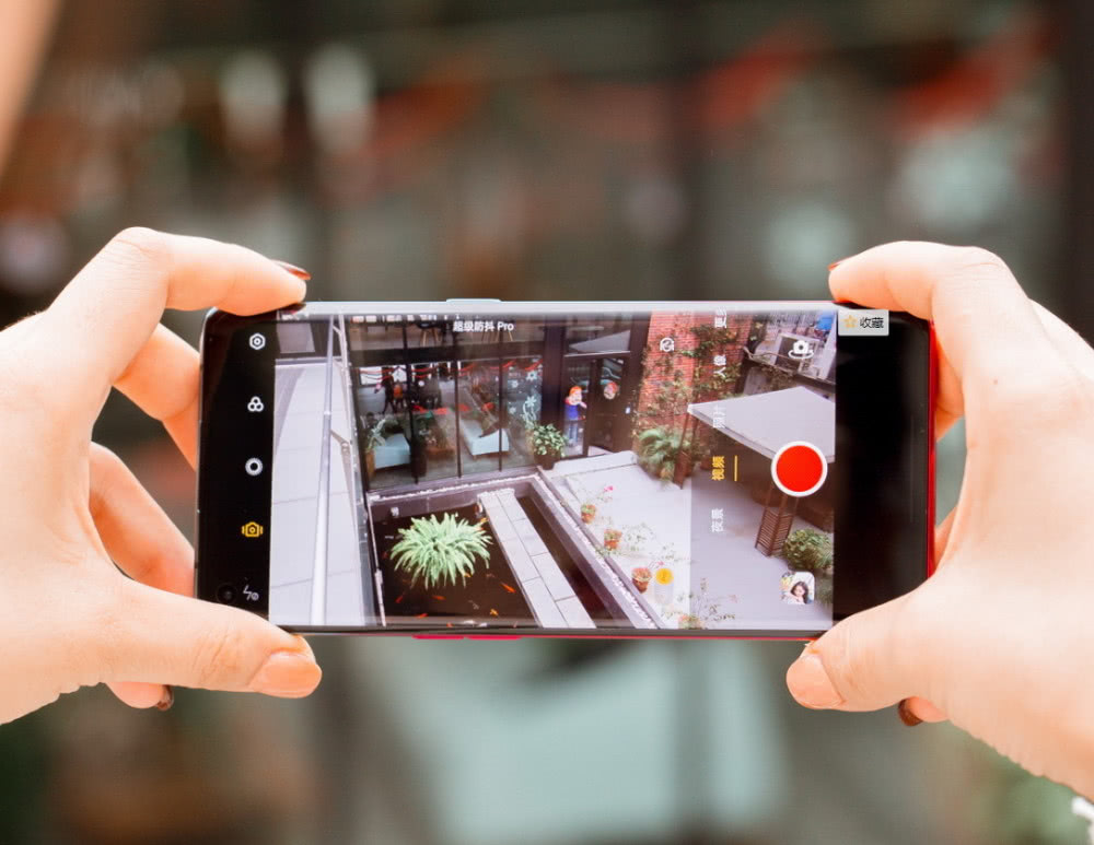 哪款手机拍摄视频清晰度高 cfcc90c74ea94975bff553fe29e792d8.jpeg