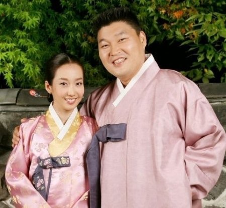 姜虎东结婚14年超顾家 妻子小9岁才貌双全 曝其一