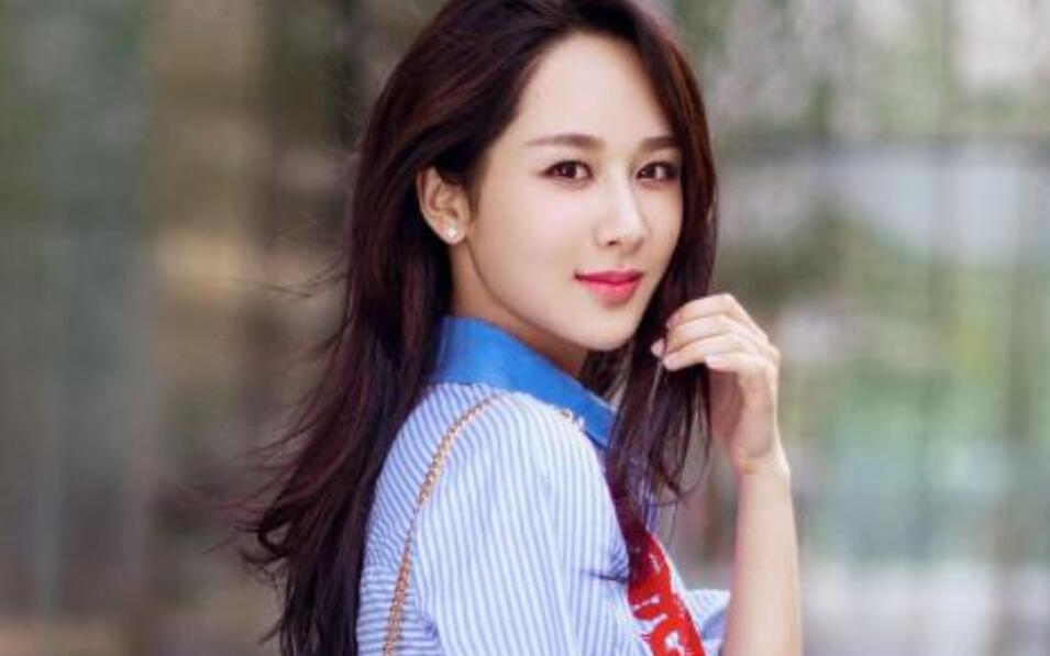 独家:杨紫张韶涵或将同登春晚 合唱爱国主题歌曲