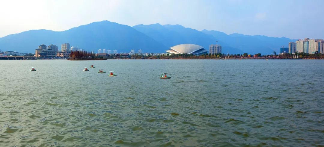 烟雨灵动,诗画江南,记录"网红景点"灵湖的点滴_临海