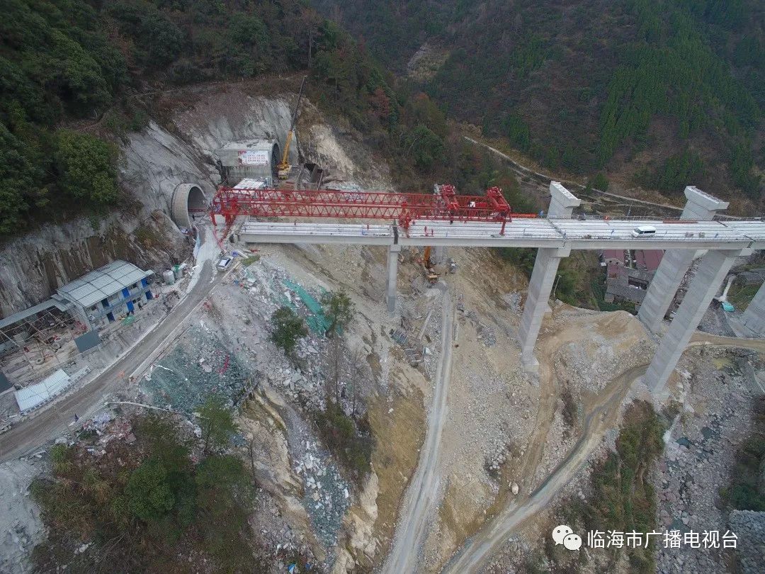 喜讯!杭绍台高速公路工程(台州段)大岙溪特大桥右幅顺利贯通