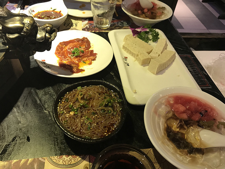 辣府火锅人均消费_火锅卡通图片(3)