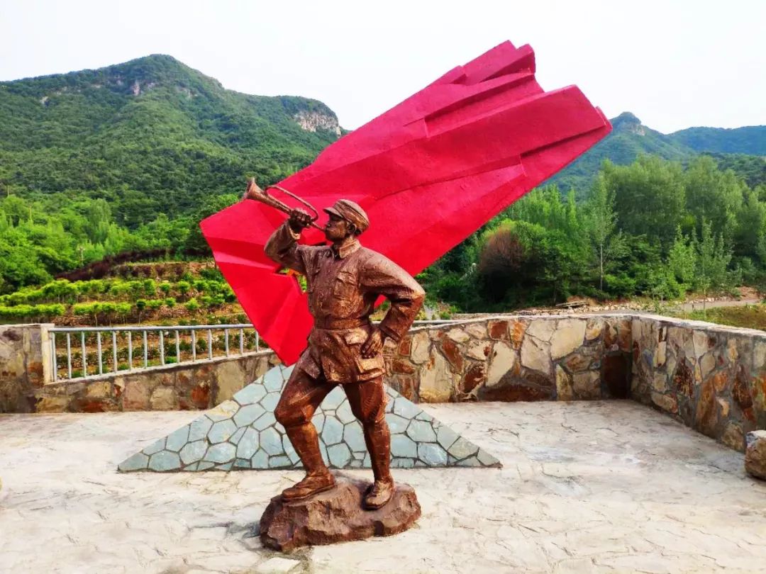 临汾80后青年雕塑家刘波和他的红色主题雕塑