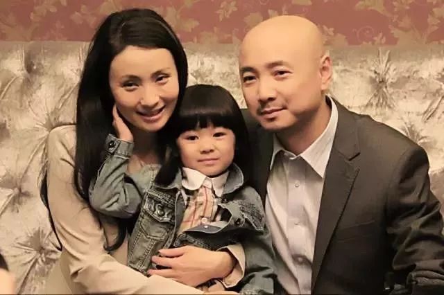 正阳门下影视剧解读情满四合院 3b3664cc0d2d48b99e8354c59ea83e1c.jpeg