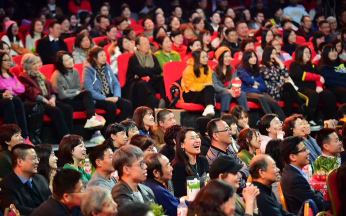 “欢乐吉祥，喜气洋洋”，2020年春晚传承创新亮
