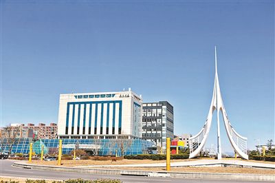 顺义临空经济总量_顺义五中脱裤门图片