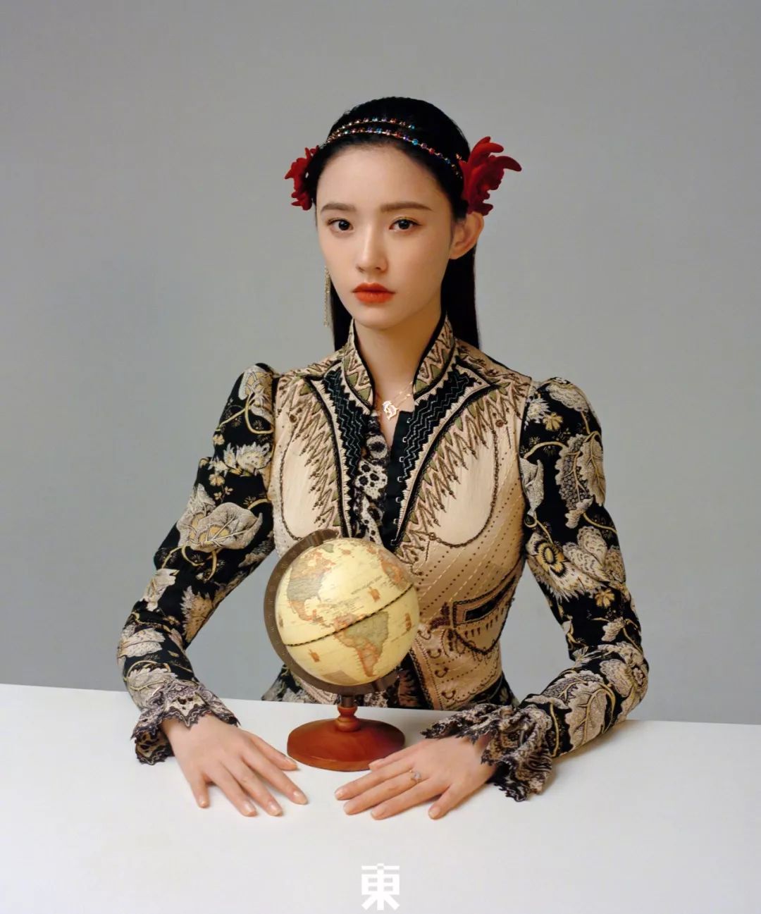 快讯 | 蔡徐坤新代言、陈立农巴黎男装周、刘昊