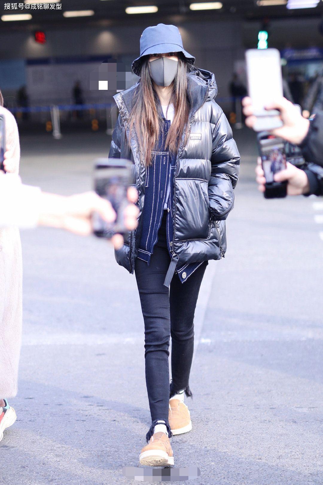 慵懒风宽松型羽绒服 4fe4d09935544a0a83b89265e932e96c.jpeg