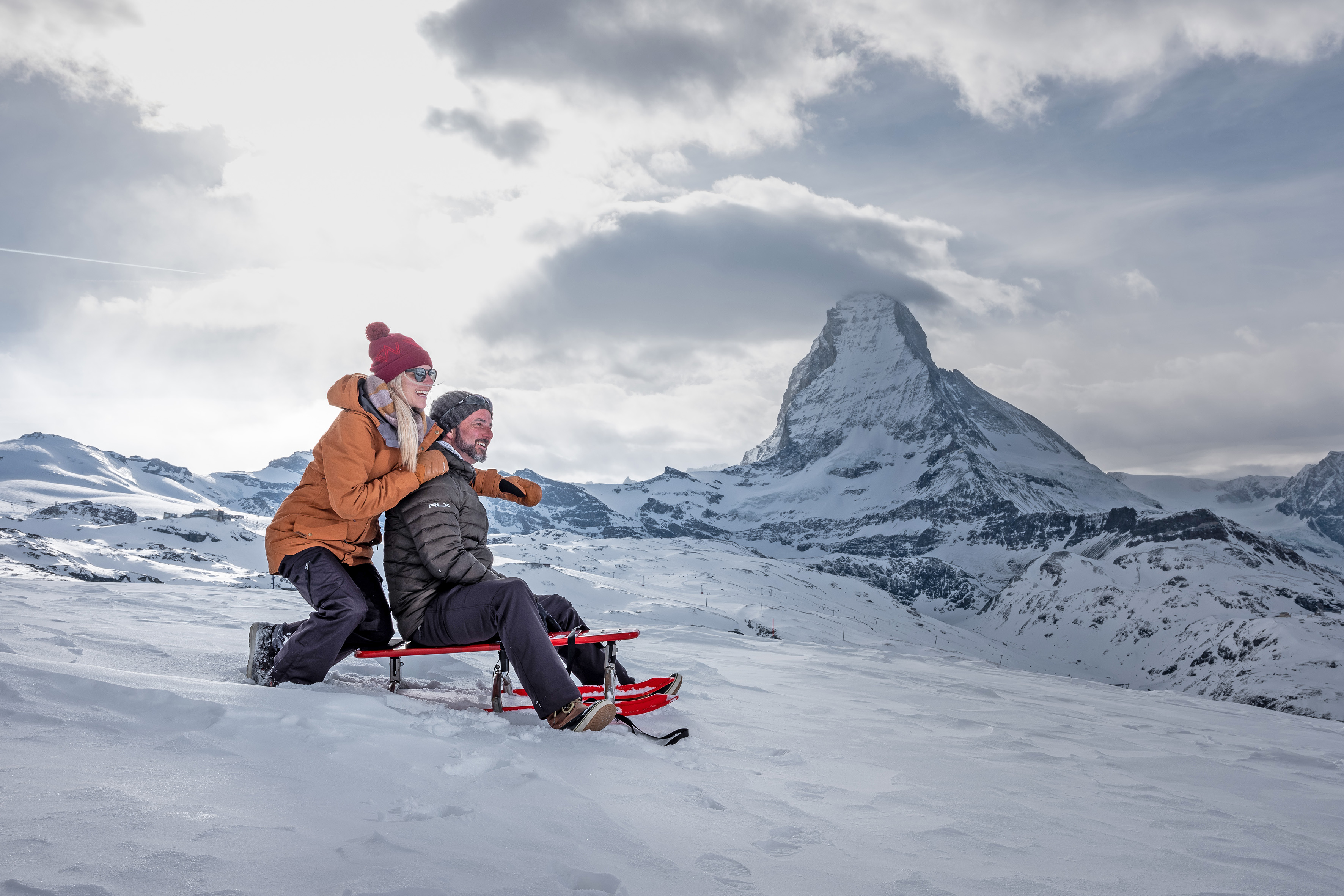 瑞士最"奢华"的冰雪胜地,雪山美如仙境,是全球富豪的滑雪天堂