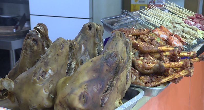 天水美食街张家川夜市美食城体验回乡