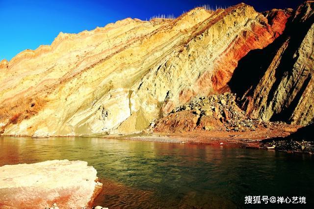 新疆峡谷-玛纳斯河大峡谷,美不胜收!