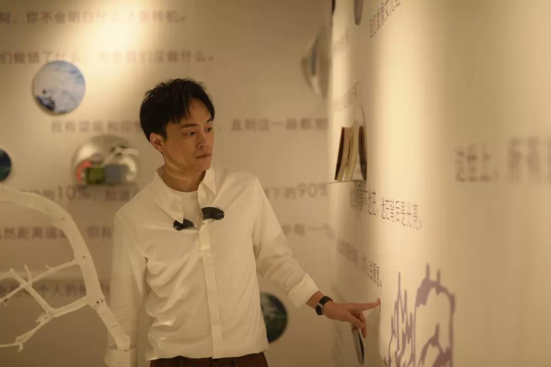 行将蜕变拥抱新生生根rooting2020刘同首个主题展览