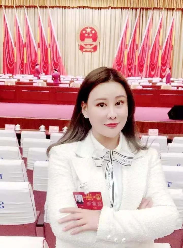 代表委员谈报告 | 李佳珊:强化"文旅融合" 打造欢乐不夜城——泉城