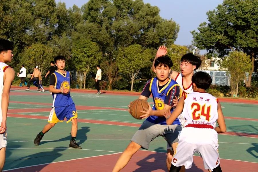 2020年长沙市中远职业学校篮球比赛