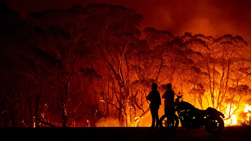 航空航天局(nasa)称,预计澳洲火山雾霾将绕地球一圈,目前已经