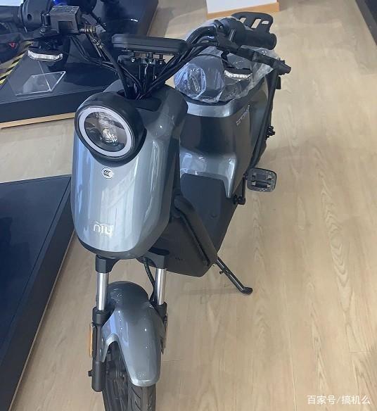 小牛APP:人车智能互联 电动车也有“悦跑圈”