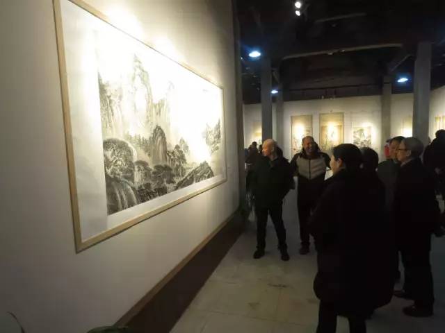 桂馥堂一一朱氏四代中国画展暨朱祖侃作品捐赠仪式在博物馆举行_浦江