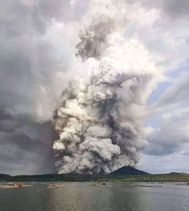 自然的力量 20图感受令人生畏的菲律宾火山爆发