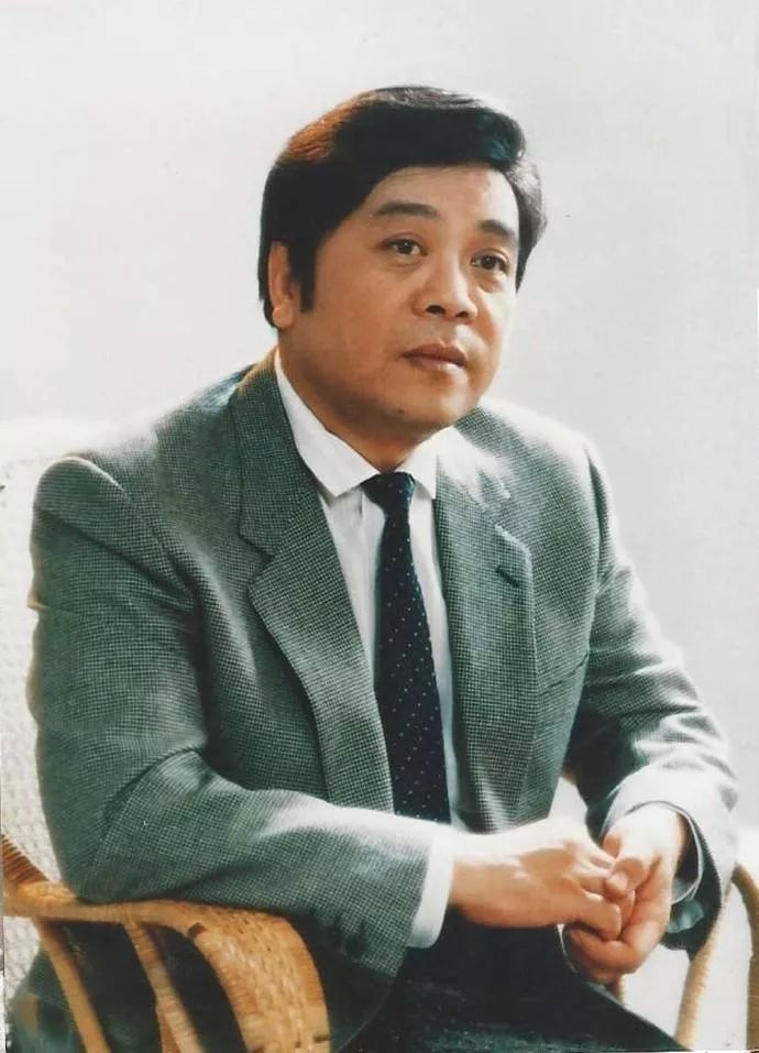 赵忠祥生日当天去世:一个时代的声音,结束了