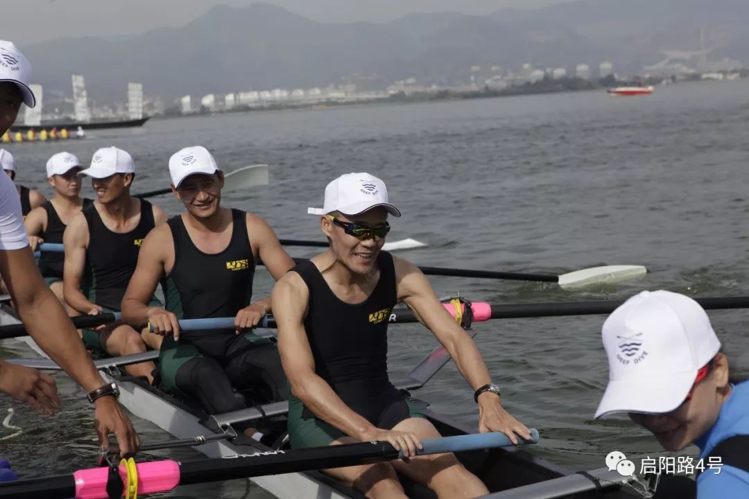 王石坦露心声：曾有过自卑感、有过挣扎、甚至